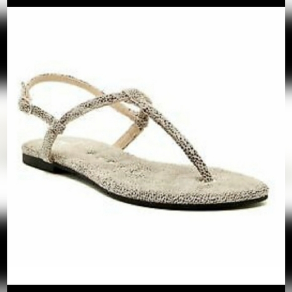 J/Slides Strappy Thong Sandals - Picture 1 of 9